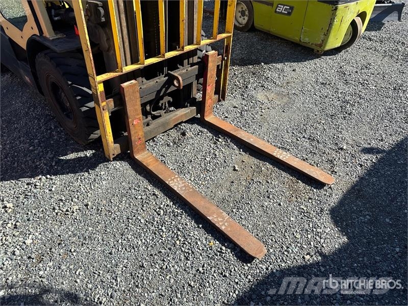 Hyster H50XT 4800 lb Pneumatic Tire Forklift Targoncák-Egyéb