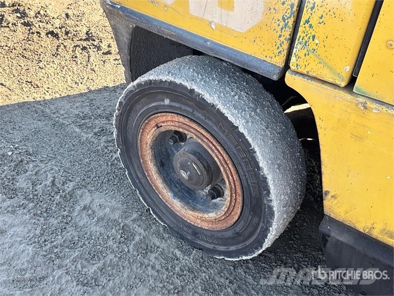 Hyster H80-XM Cushion Tire Forklift Інше
