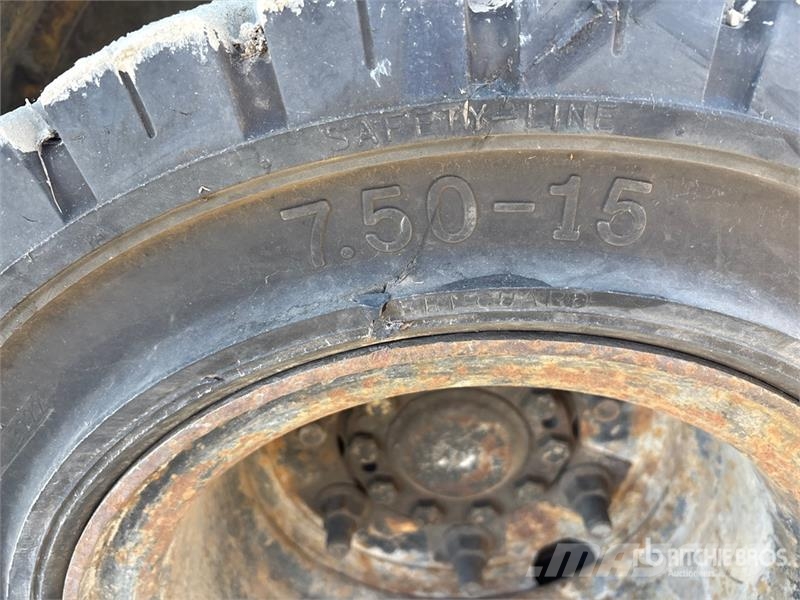 Hyster H80-XM Cushion Tire Forklift Інше