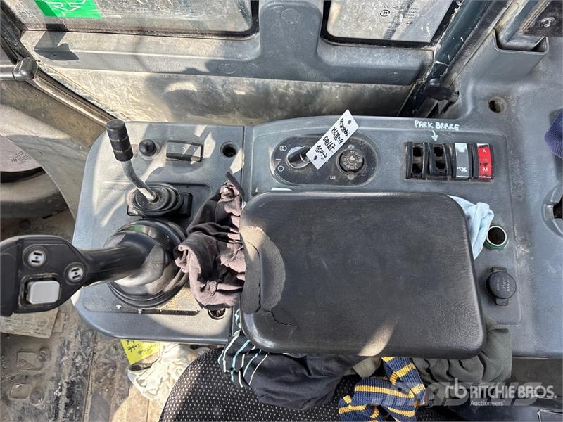 Hyundai HL780-9 Wheel Loader Gumikerekes homlokrakodók