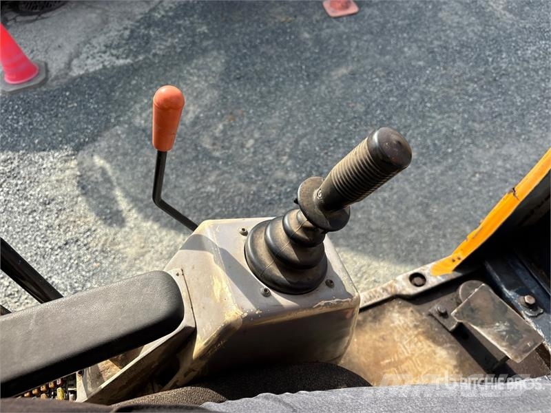 Hyundai HX130A LCR Crawler excavators