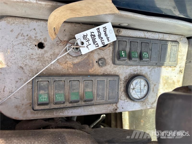Hyundai Robex 130LC-3 Tracked Excavator Crawler excavators
