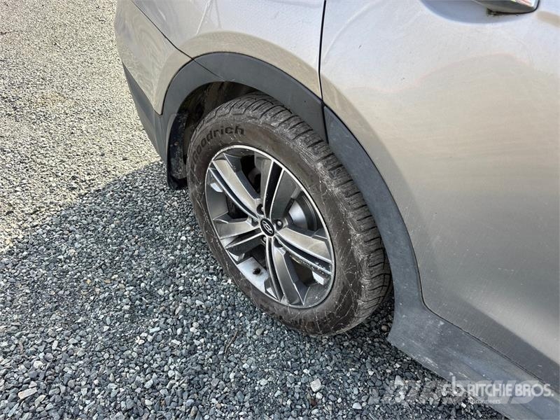 Hyundai Santa Fe XL AWD SUV Легковые автомобили