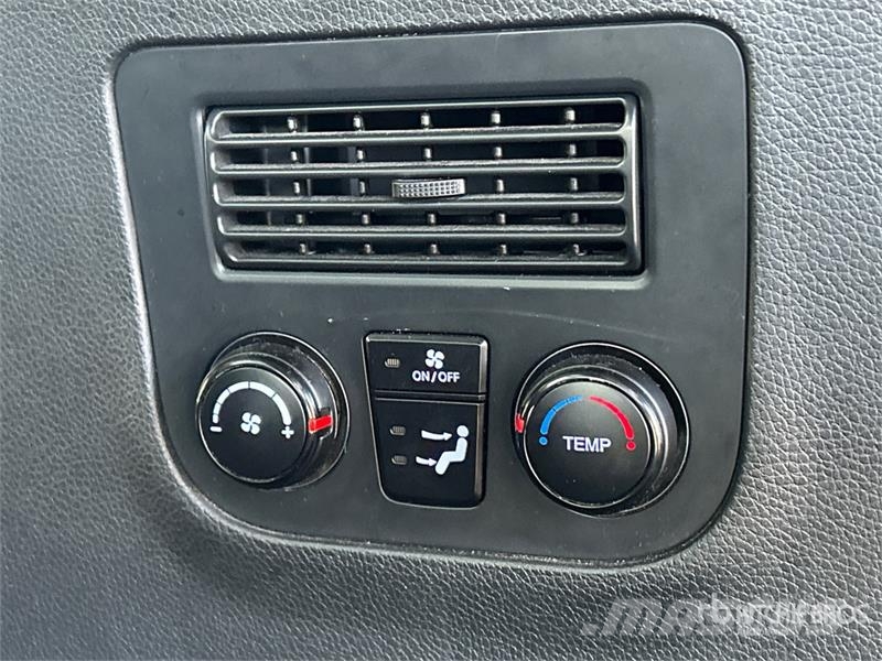 Hyundai Santa Fe XL AWD SUV Легковые автомобили