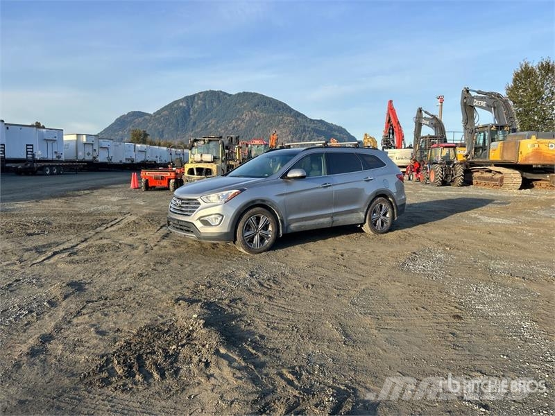 Hyundai Santa Fe XL AWD SUV Легковые автомобили