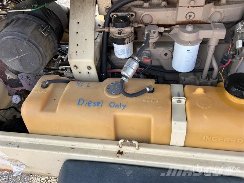 Ingersoll Rand P185WJD Mobile Air Compressor (Inoperable) Compressors