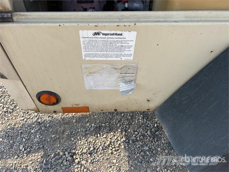 Ingersoll Rand P185WJD Mobile Air Compressor (Inoperable) Compressors