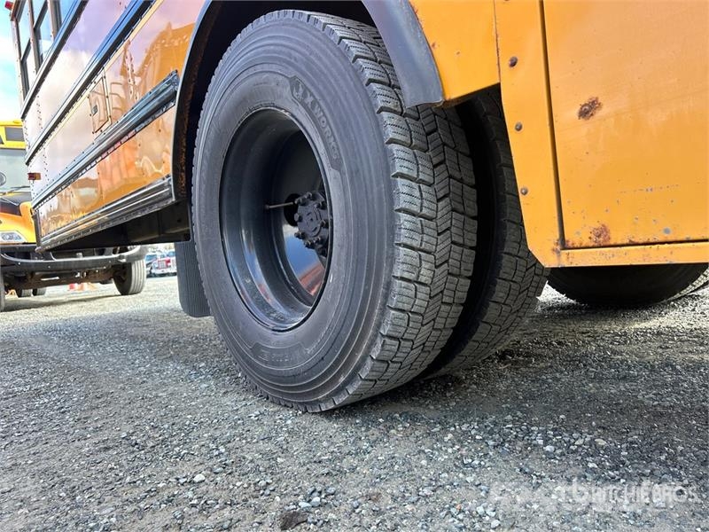 International 3000 Mini bus