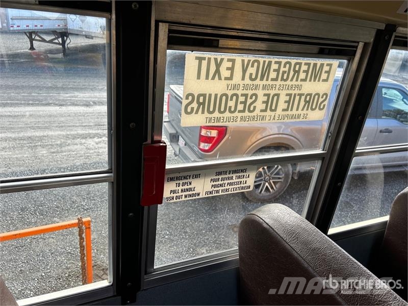 International 3000 Mini bus