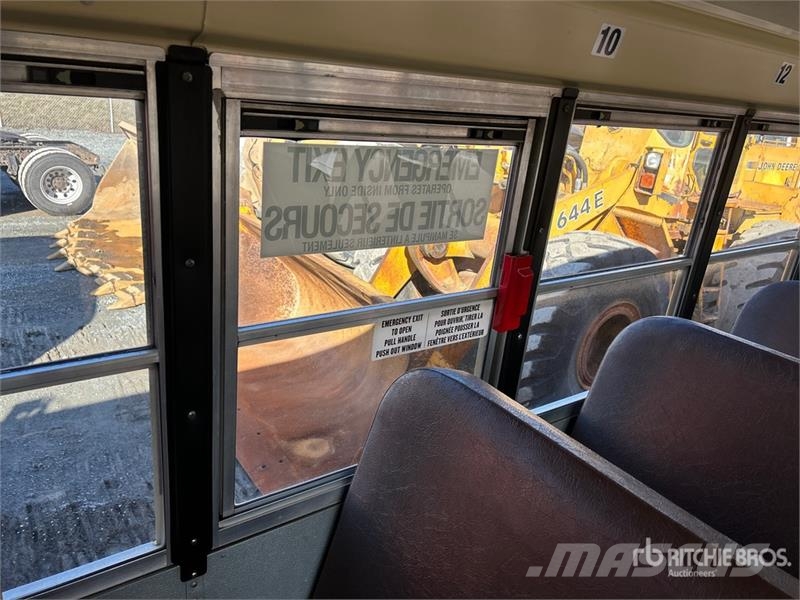 International 3000 Mini bus