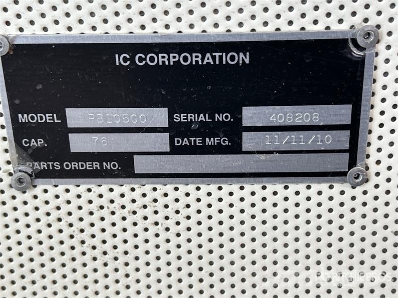 International 3000 Mini bus