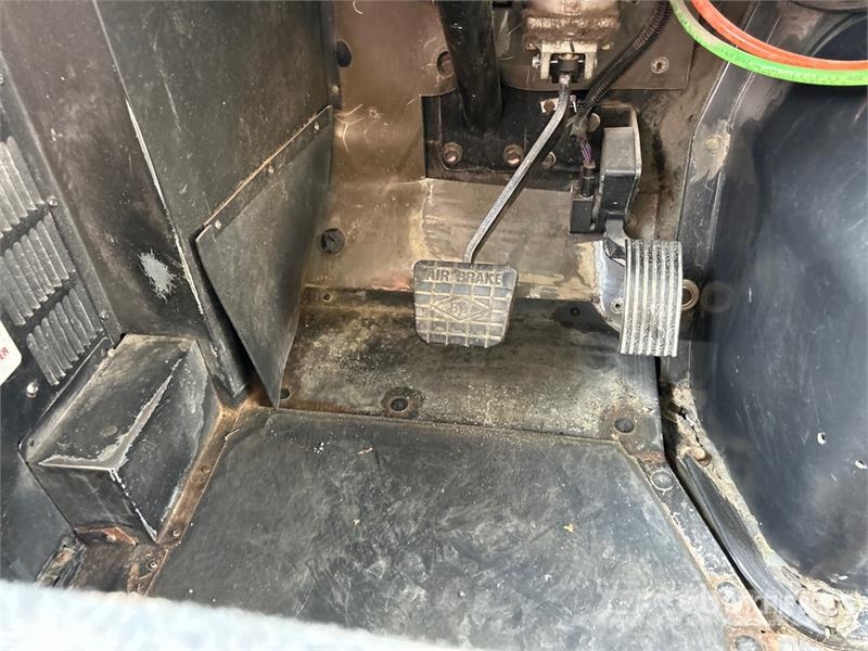 International 3000 Mini bus