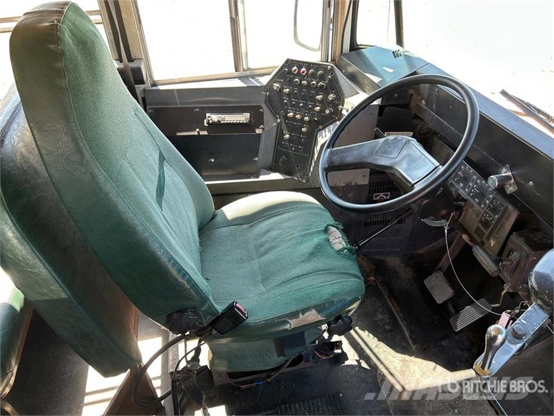 International 3800 Mini avtobusi