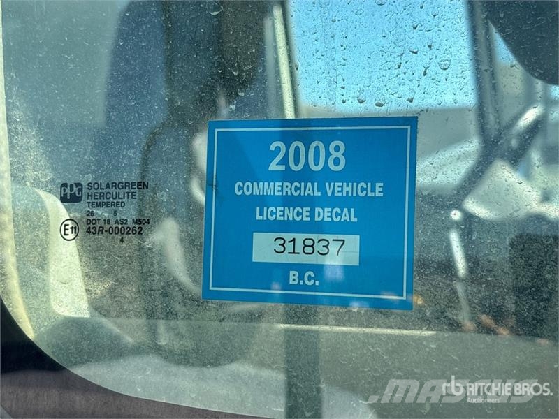 International 4300 水罐车
