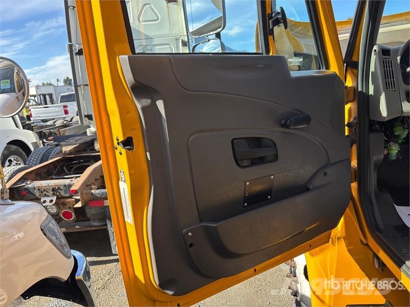 International 4300 Sanduk kamioni