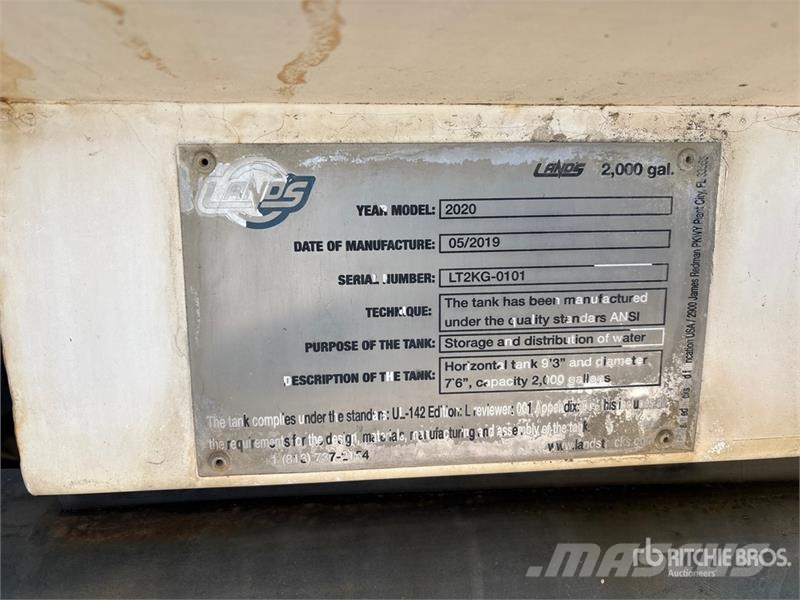 International 4300 水罐车