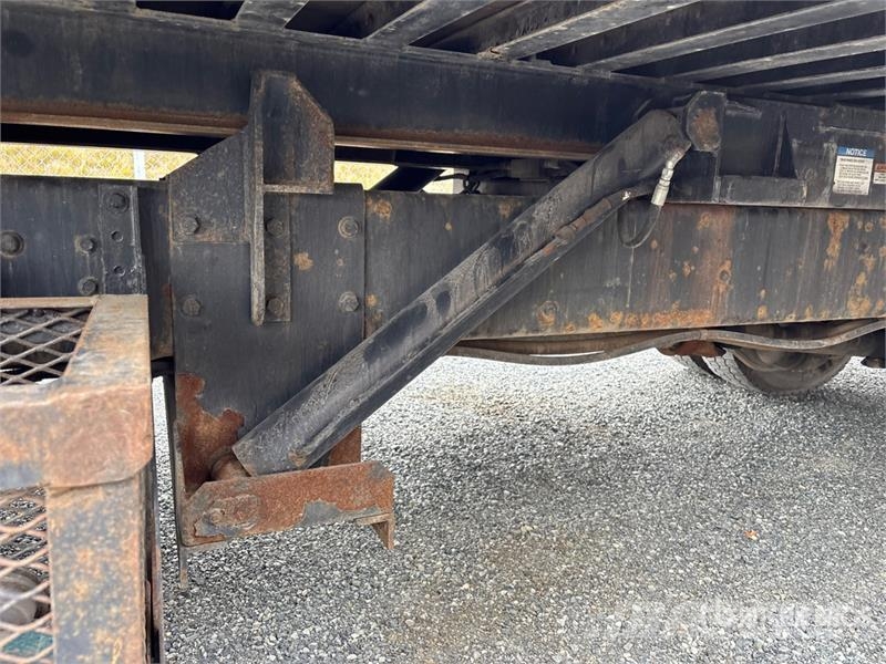 International 7400 Pagalbos kelyje automobiliai