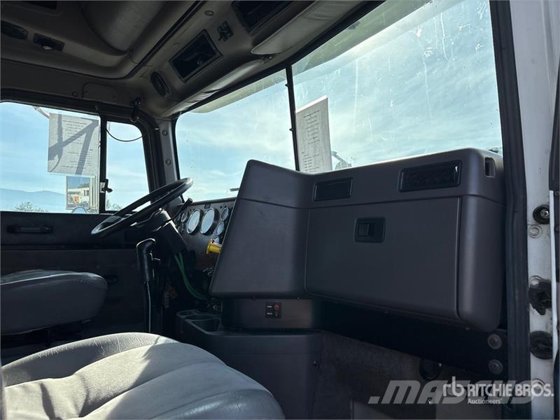 International 9200 Autotractoare
