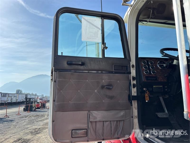 International 9200 Autotractoare