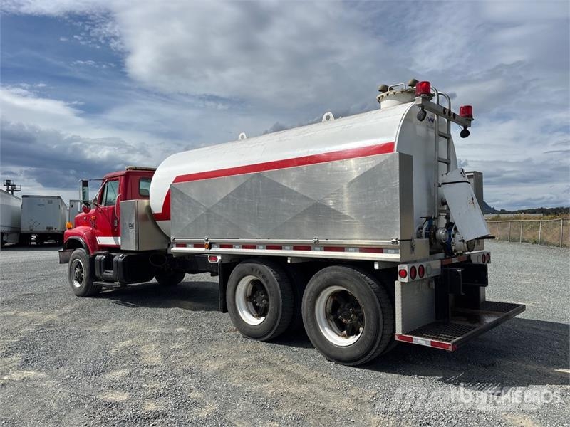 International F-2674 15457 L 6x4 Tanker Truck Tartályos teherautók