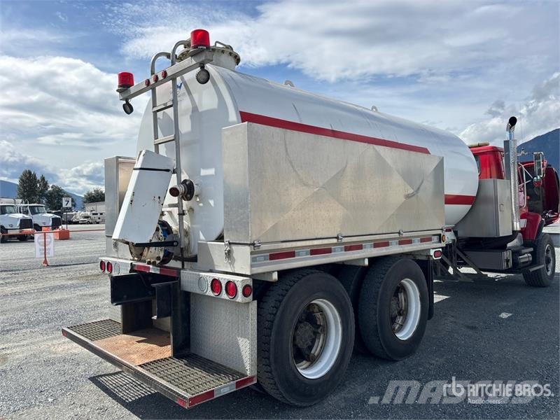 International F-2674 15457 L 6x4 Tanker Truck Tartályos teherautók