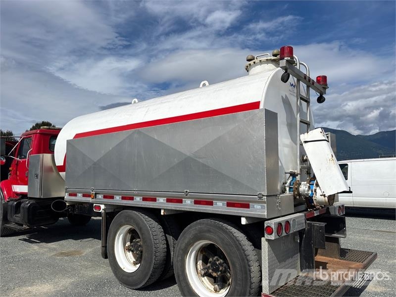 International F-2674 15457 L 6x4 Tanker Truck Tartályos teherautók