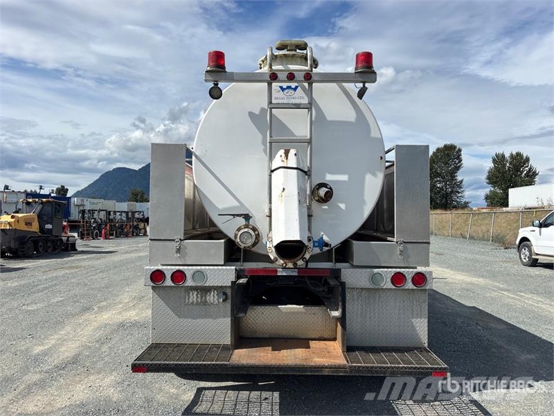 International F-2674 15457 L 6x4 Tanker Truck Tartályos teherautók
