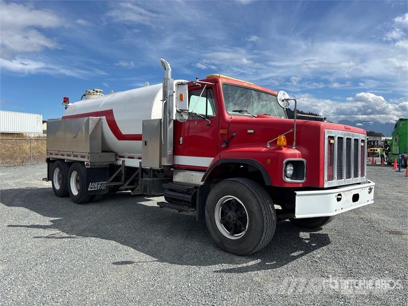 International F-2674 15457 L 6x4 Tanker Truck Tartályos teherautók