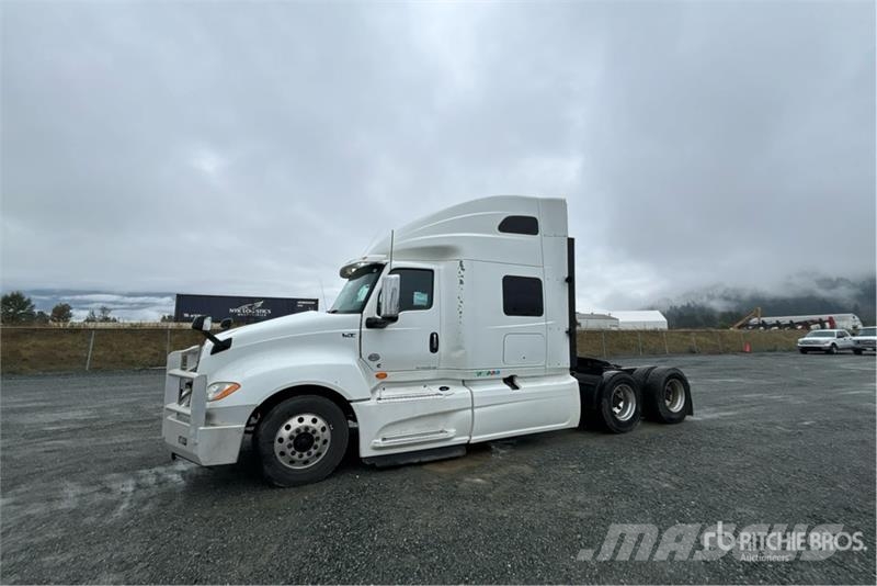 International LT625 中古トラクターヘッド | トレーラーヘッド