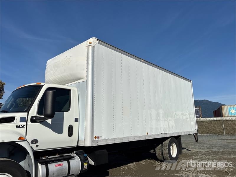International MV607 4x2 Van Truck Fast kasse