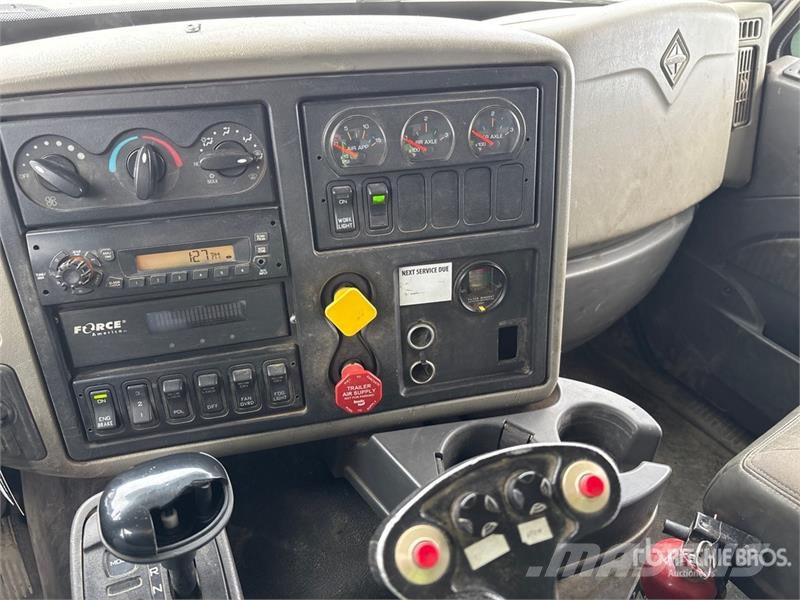 International WorkStar 7600 Komunalna vozila
