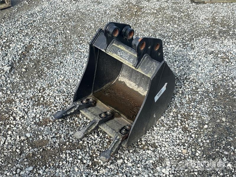 JCB 18 in Digging Excavator Bucket Kašike / Korpe