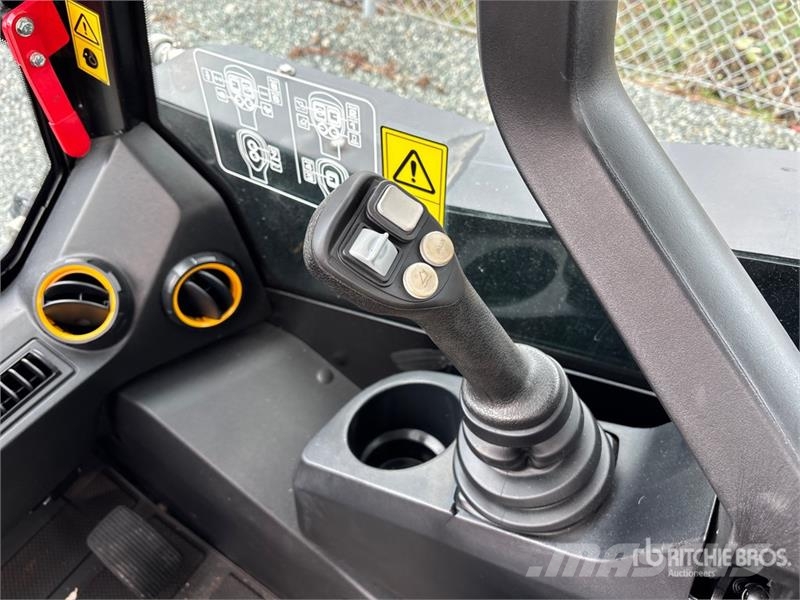 JCB 215T Two-Speed Compact Track Loader (Unused) Kompaktrakodók