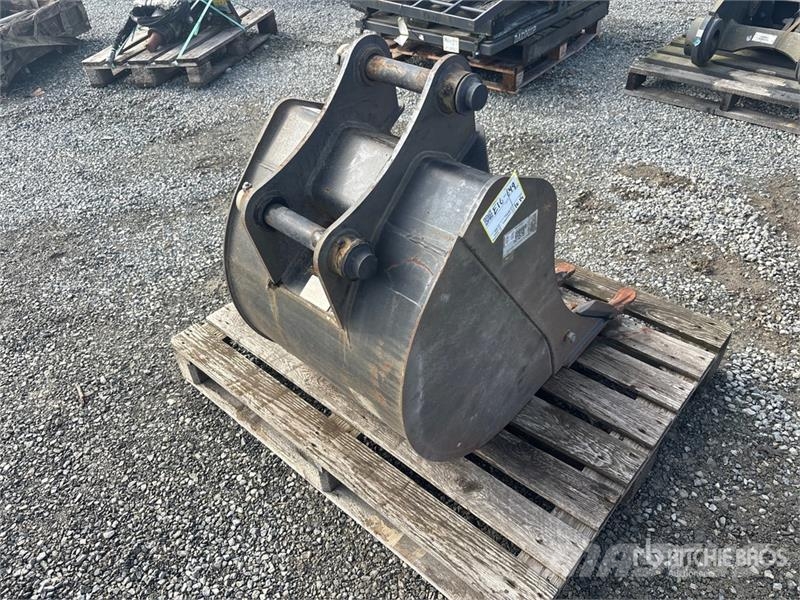 JCB 22 in Q/C Digging Excavator Bucket 挖斗