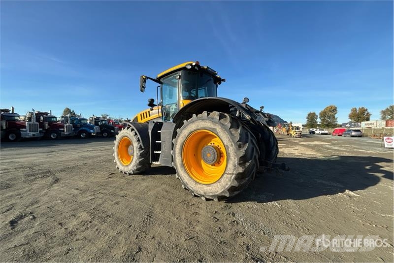 JCB Fastrac 8330 4WD Tractor Tractores