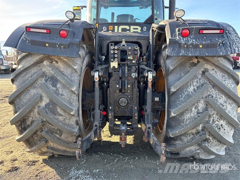 JCB Fastrac 8330 4WD Tractor Трактори