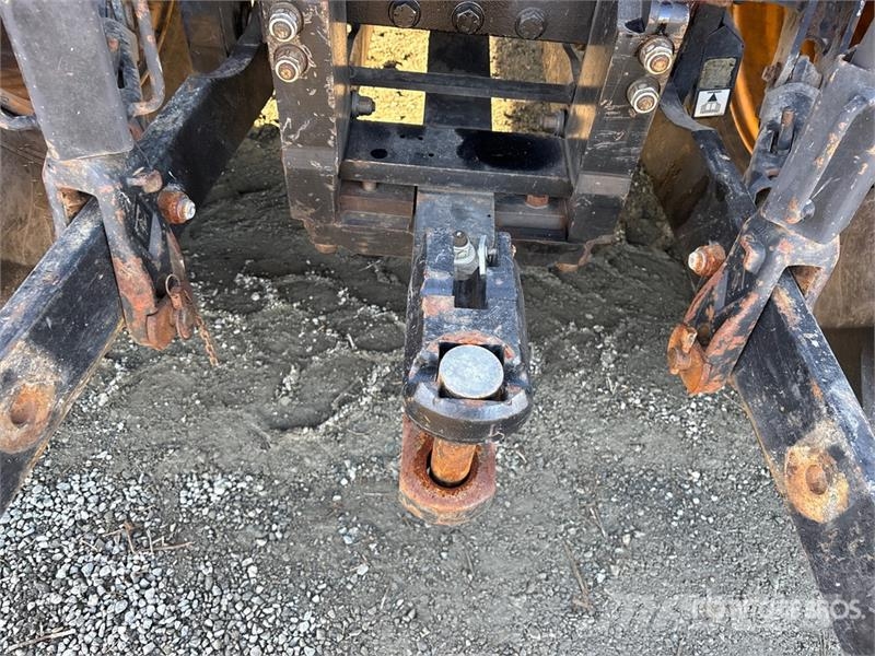 JCB Fastrac 8330 4WD Tractor Трактори