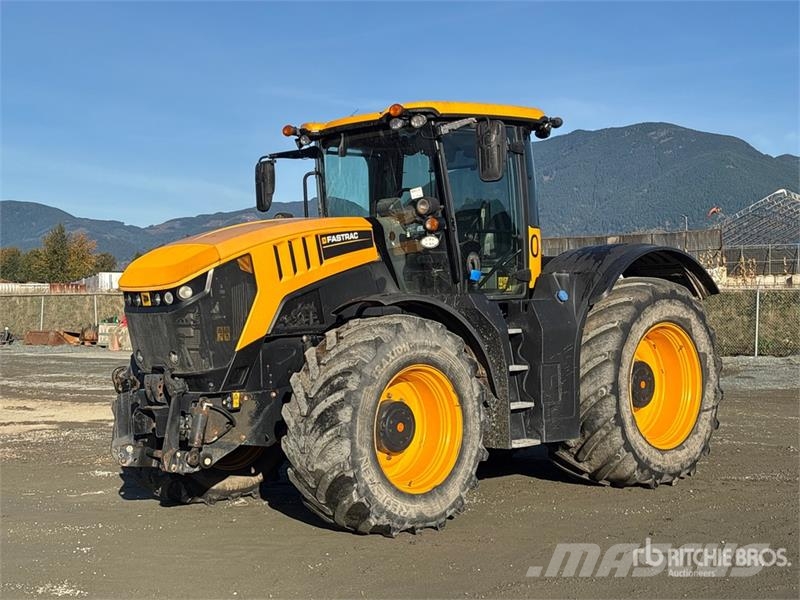 JCB Fastrac 8330 4WD Tractor Трактори
