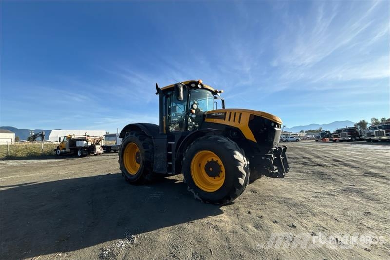 JCB Fastrac 8330 4WD Tractor Tractores