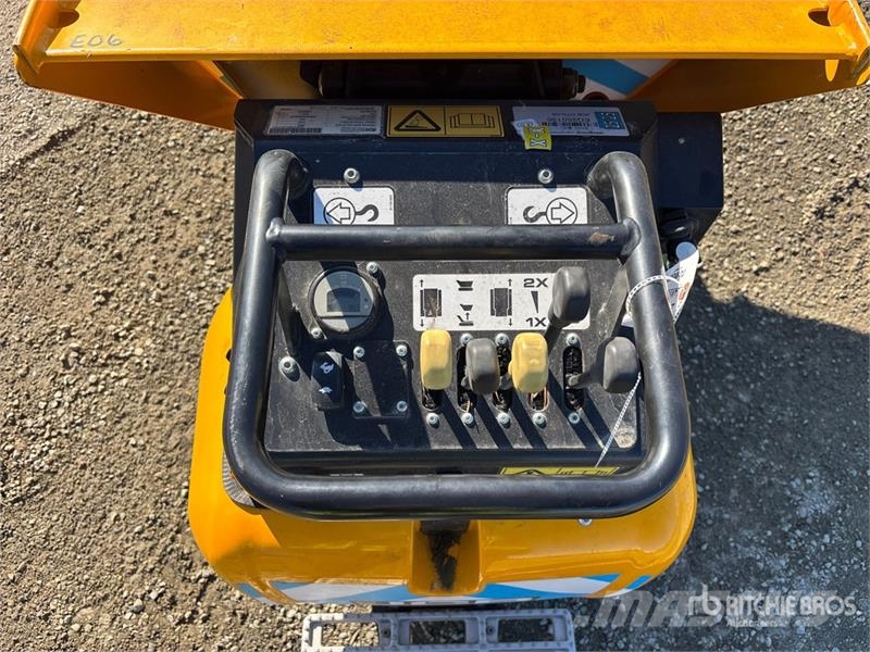 JCB HTD-5E Stand-On Mini Electric Crawler Dumper (Unus Mini pašizgāzēji