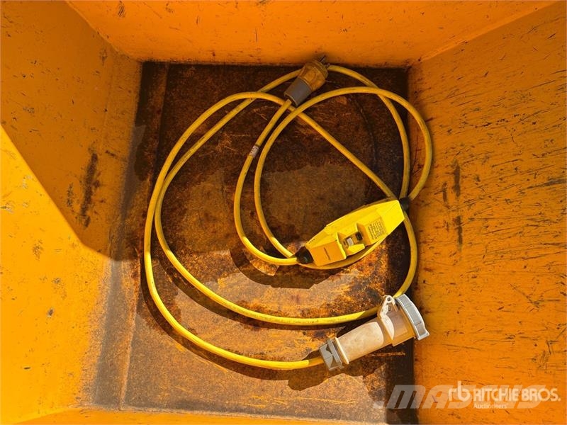 JCB HTD-5E Stand-On Mini Electric Crawler Dumper (Unus Minidumper