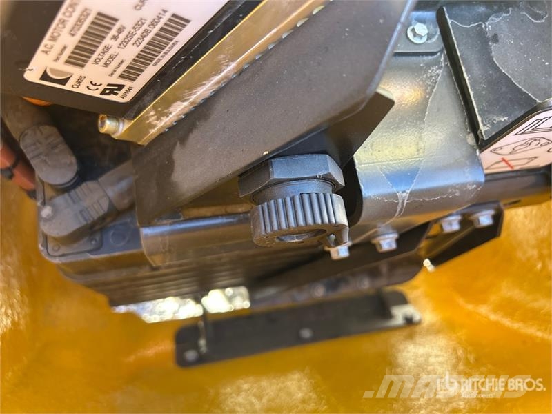 JCB HTD-5E Walk-Behind Mini Electric Dumper Mezei dömperek