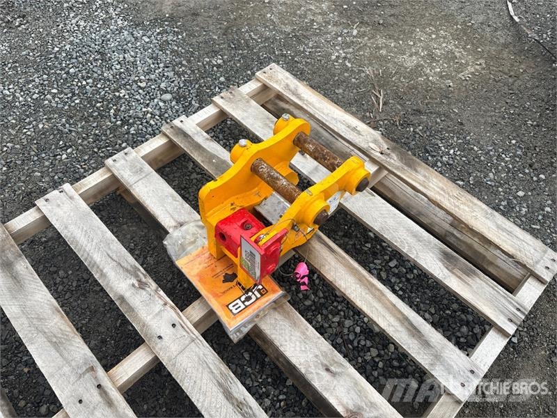 JCB Quick Coupler - Fits 803/804/1CX Brze spojke