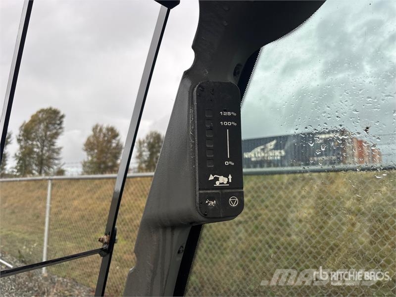 JCB TLT 66-40E 5650 lb Electric Forklift (Unused) Электропогрузчики