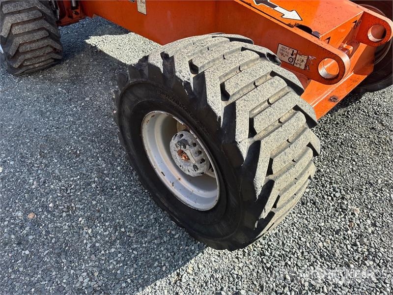 JLG 450AJ 4WD Diesel Articulating Boom Lift Articulated boom lifts