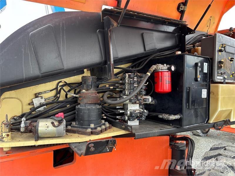 JLG 600S 4WD Diesel Telescopic Boom Lift Telescopic boom lifts