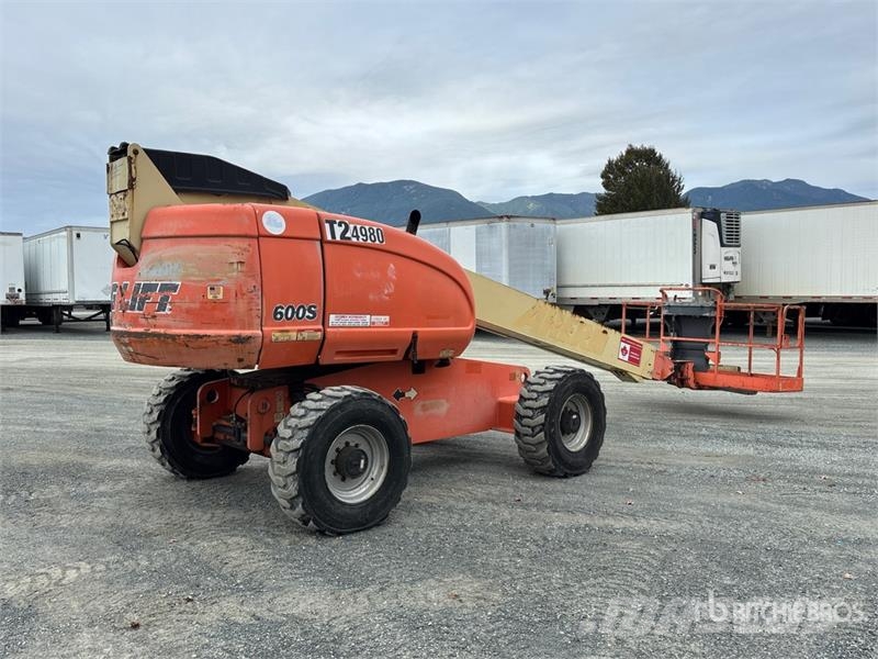 JLG 600S 4WD Diesel Telescopic Boom Lift Telescopic boom lifts