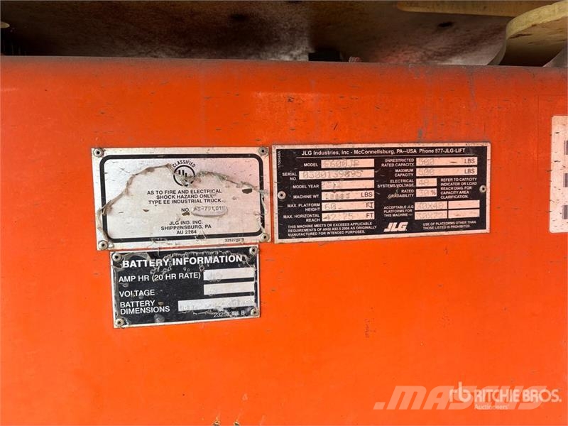 JLG E600JP 4WD Electric Articulating Boom Lift Articulated boom lifts