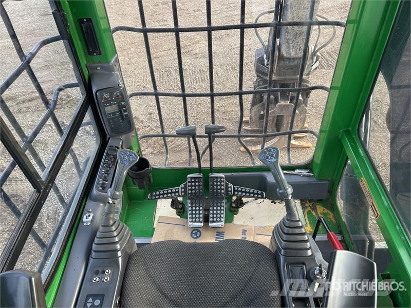 John Deere 2154D Short Wood Log Loader Gelenkausleger Lader