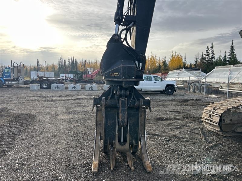 John Deere 2154D Short Wood Log Loader Gelenkausleger Lader